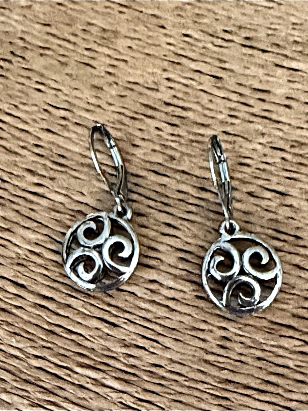 Silver Scroll Drop Earrings Like New